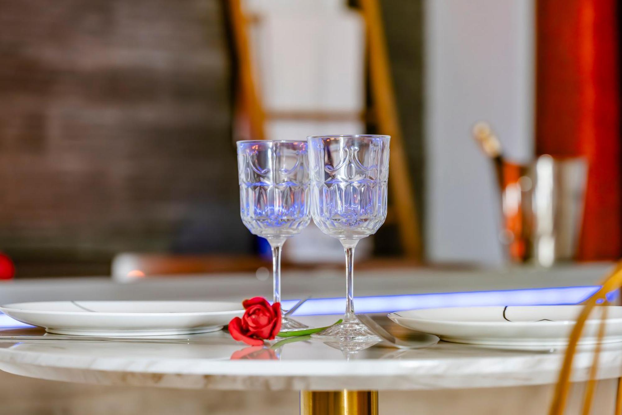 Loft Romantique - Spa Privatif - Spa Noctambulles Hyères Zewnętrze zdjęcie